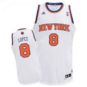 New York Knicks #8 Adidas Home Blanc Swingman Maillot d'équipe de NBA Prix d'usine - Robin Lopez pour Femme