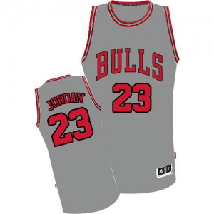 Chicago Bulls #23 Adidas Gris Authentic Maillot d'équipe de NBA Peu co?teux - Michael Jordan pour Homme
