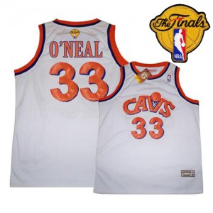 Maillot NBA Blanc Shaquille O'Neal #33 Cleveland Cavaliers CAVS Throwback 2015 The Finals Patch Authentic Homme Mitchell and Ness