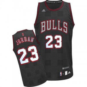 Chicago Bulls #23 Adidas Rhythm Fashion Noir Swingman Maillot d'équipe de NBA Expédition rapide - Michael Jordan pour Homme
