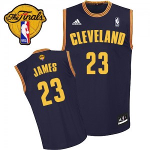 Maillot NBA Bleu marin LeBron James #23 Cleveland Cavaliers Throwback 2015 The Finals Patch Swingman Homme Adidas
