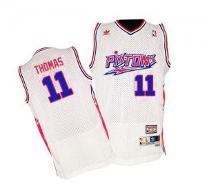 Maillot NBA Detroit Pistons #11 Isiah Thomas Blanc Mitchell and Ness Swingman Throwback - Homme