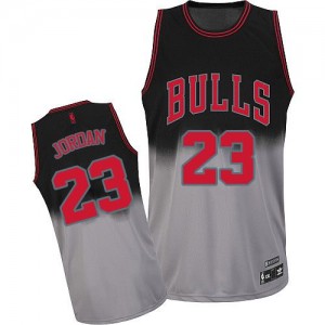 Chicago Bulls #23 Adidas Fadeaway Fashion Gris noir Authentic Maillot d'équipe de NBA à vendre - Michael Jordan pour Homme