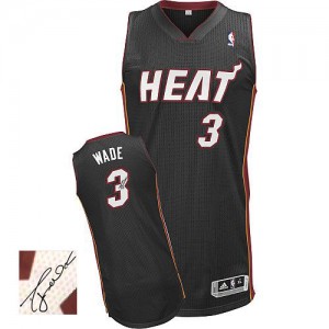 Miami Heat #3 Adidas Road Autographed Noir Authentic Maillot d'équipe de NBA Magasin d'usine - Dwyane Wade pour Homme