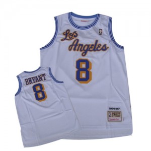 Maillot NBA Blanc Kobe Bryant #8 Los Angeles Lakers Throwback Swingman Homme Mitchell and Ness