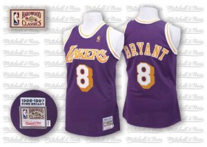 Maillot NBA Violet Kobe Bryant #8 Los Angeles Lakers Throwback Authentic Homme Mitchell and Ness