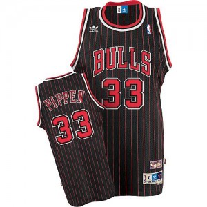 Chicago Bulls #33 Adidas Throwback Noir Rouge Swingman Maillot d'équipe de NBA en ligne pas chers - Scottie Pippen pour Homme
